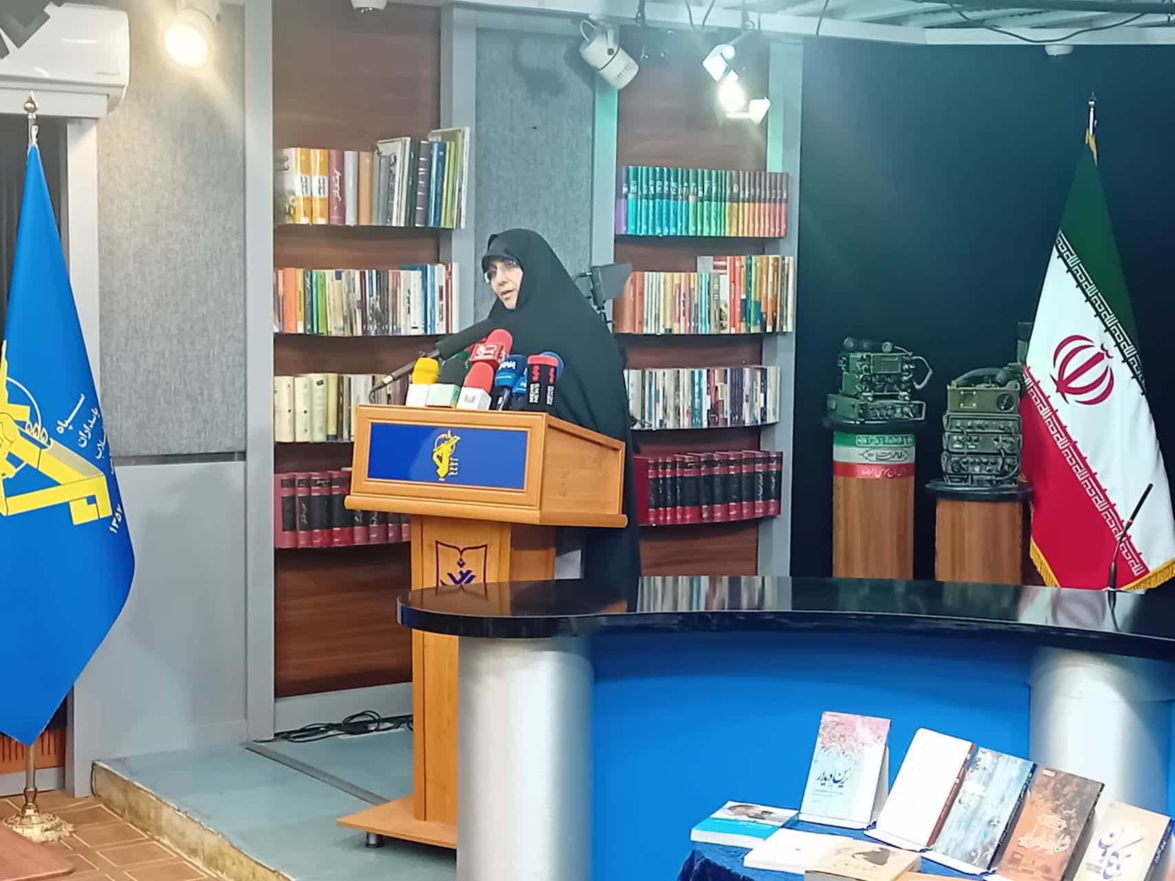 فراخوان تولید آثار هنری با محوریت «زنان و جنگ ۱۲ روزه»/ زنان دفاع مقدس نیازمند خلق روایت‌های نوین و عبور از کلیشه‌ها هستند