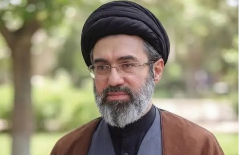  رهبر معظم انقلاب اسلامی: آمریکایی‌ها بدانند که زمان به عقب برنمی‌گردد/ نفَس رژیم متزلزل صهیونیستی به شماره افتاده است 